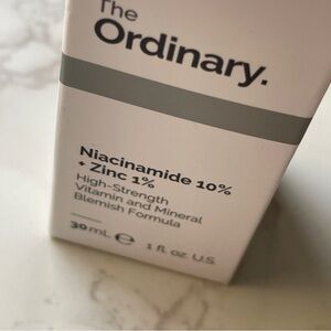 The Ordinary Niacinamide Serum with Gray Label